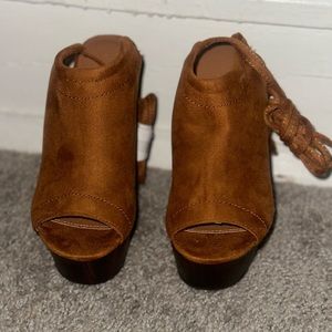 NEW!!! Never worn wedges that lace up